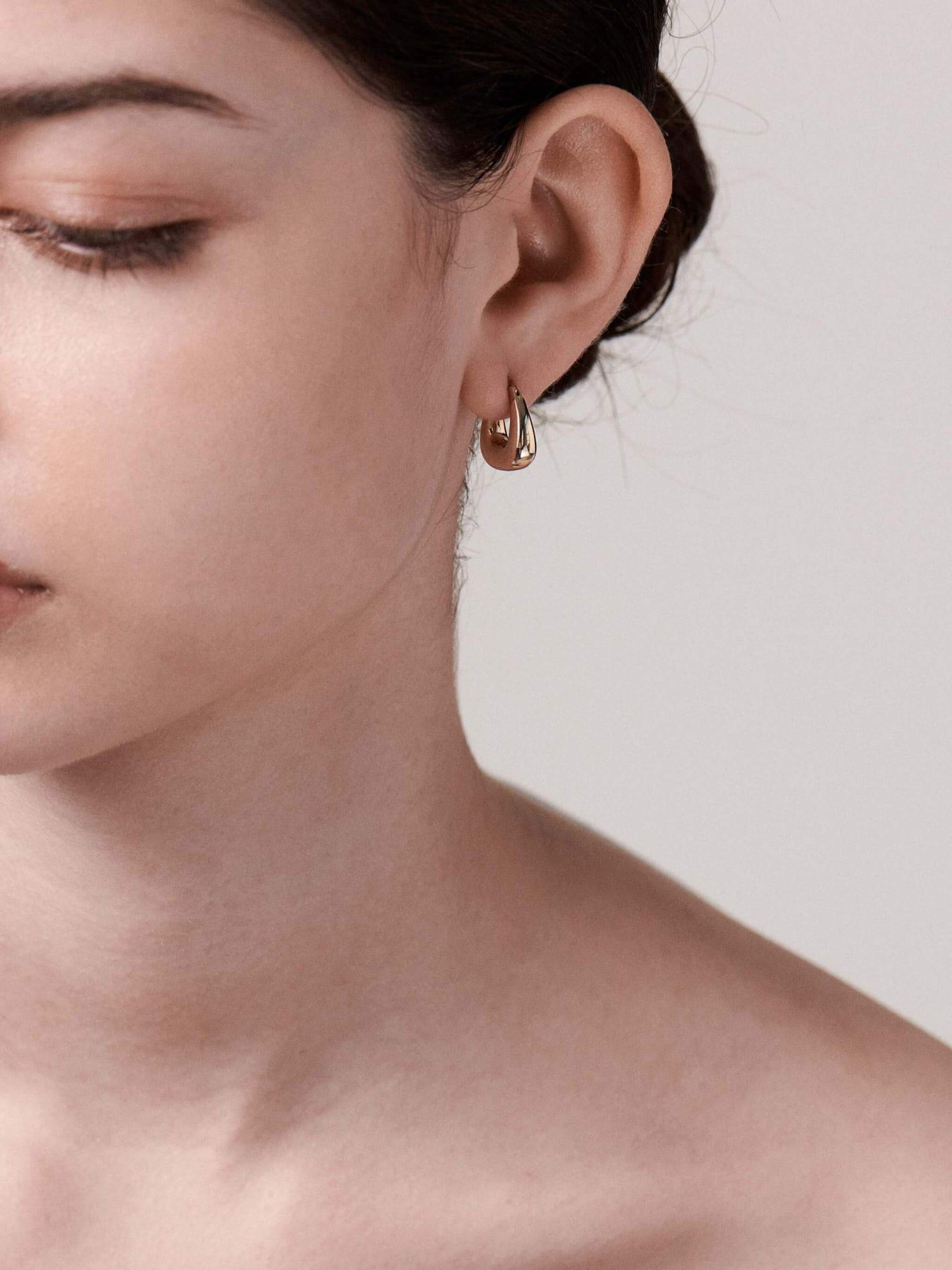 Graceful Hoop Earrings
