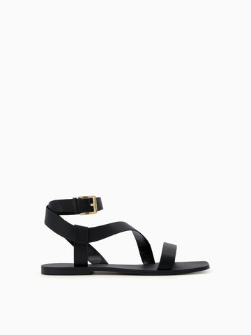 Flat sandals with ankle strap
